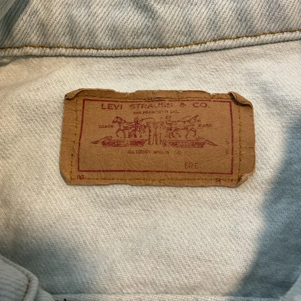 Levi's Jacket Mens Type 2 Medium Blue Light Wash Denim Trucker Button Front